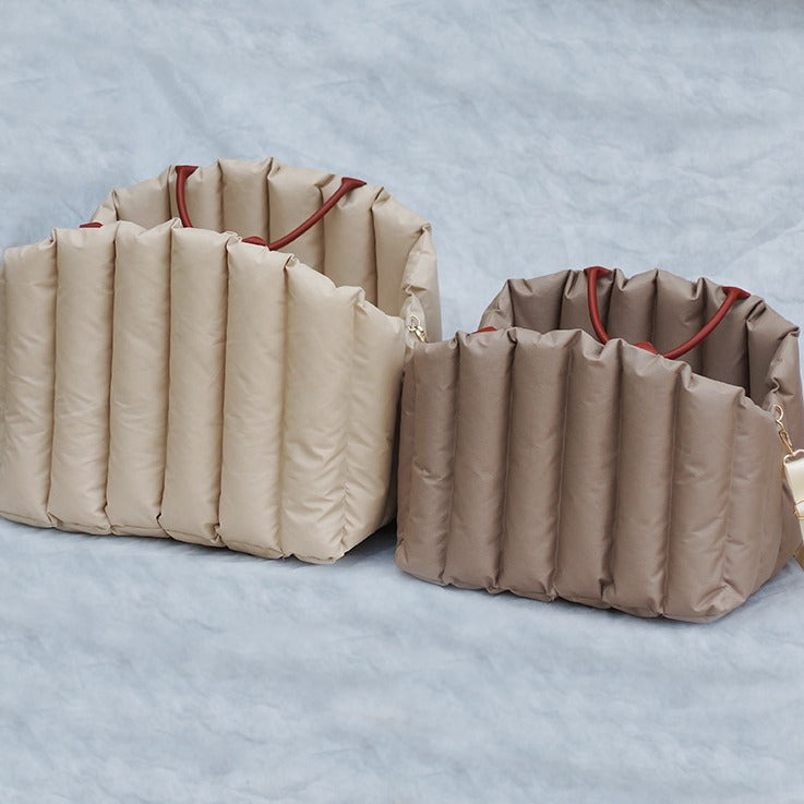 Kenny’s Cozy Travel Pet Bed — Soft Carrier Nest for Cats & Small Dogs